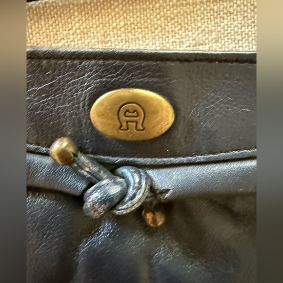 Vintage etienne aigner black leather purse - Picture 2 of 7